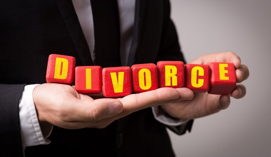 Should You File a Joint or Sole Divorce Application?